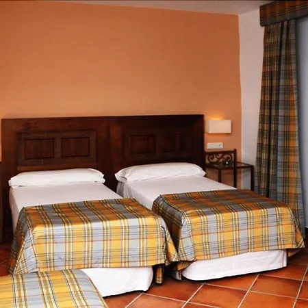 Hotel Doña Lola Zahara-3